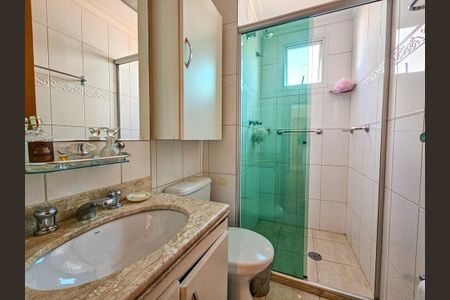 Apartamento à venda com 104m², 4 quartos e 2 vagas Apartamento à venda com 104m², 4 quartos e 2 vagasBanheiro