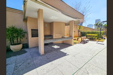 Apartamento à venda com 104m², 4 quartos e 2 vagas Apartamento à venda com 104m², 4 quartos e 2 vagasÁrea comum - Churrasqueira