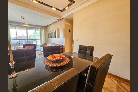 Apartamento à venda com 104m², 4 quartos e 2 vagas Apartamento à venda com 104m², 4 quartos e 2 vagasSala