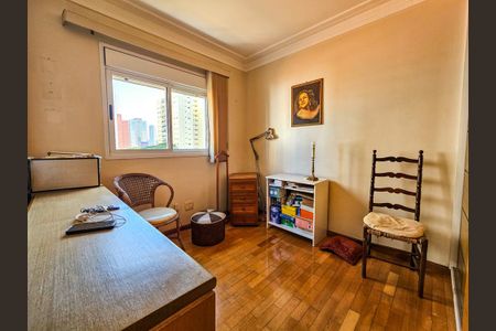 Apartamento à venda com 104m², 4 quartos e 2 vagas Apartamento à venda com 104m², 4 quartos e 2 vagasQuarto 1
