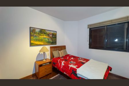 Apartamento à venda com 178m², 3 quartos e 3 vagas Apartamento à venda com 178m², 3 quartos e 3 vagasQuarto 2 - Suíte
