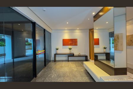 Apartamento à venda com 178m², 3 quartos e 3 vagas Apartamento à venda com 178m², 3 quartos e 3 vagasHall de entrada