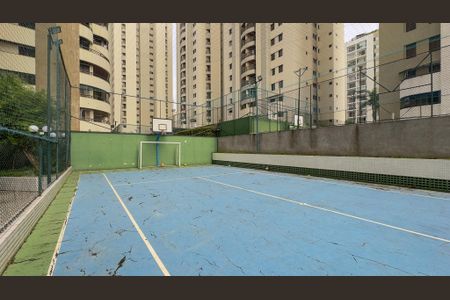 Apartamento à venda com 178m², 3 quartos e 3 vagas Apartamento à venda com 178m², 3 quartos e 3 vagasQuadra