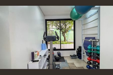 Apartamento à venda com 178m², 3 quartos e 3 vagas Apartamento à venda com 178m², 3 quartos e 3 vagasAcademia