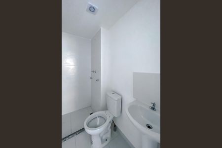 Studio para alugar com 27m², 1 quarto e sem vaga Studio para alugar com 27m², 1 quarto e sem vagaBanheiro