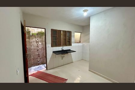 Cozinha de casa para alugar com 1 quarto, 28m² em Anita Garibaldi, Guarulhos