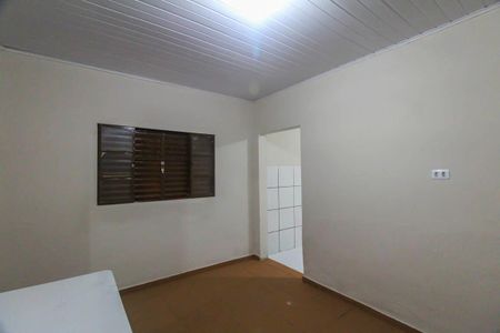 Casa à venda com 105m², 1 quarto e 2 vagasSala
