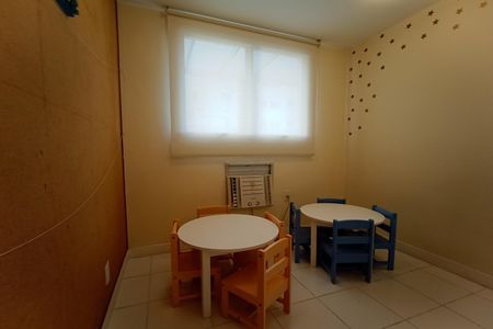 Apartamento à venda com 51m², 2 quartos e 1 vaga Apartamento à venda com 51m², 2 quartos e 1 vagaBrinquedoteca