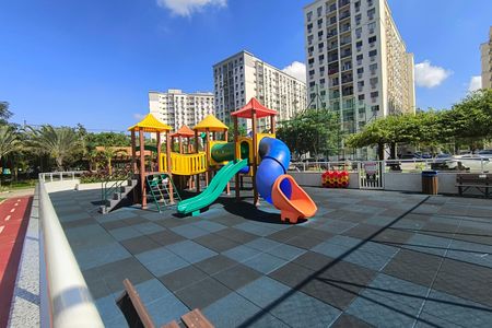 Apartamento à venda com 51m², 2 quartos e 1 vaga Apartamento à venda com 51m², 2 quartos e 1 vagaÁrea comum - Playground
