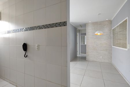 Apartamento à venda com 51m², 2 quartos e 1 vaga Apartamento à venda com 51m², 2 quartos e 1 vagaCozinha - Armários