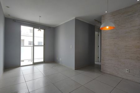 Sala de apartamento à venda com 2 quartos, 51m² em Barra Olímpica, Rio de Janeiro