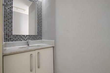 Apartamento à venda com 51m², 2 quartos e 1 vaga Apartamento à venda com 51m², 2 quartos e 1 vagaBanheiro Social