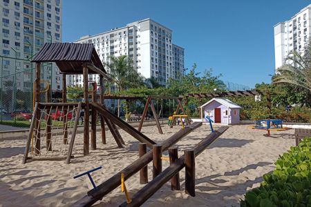 Apartamento à venda com 51m², 2 quartos e 1 vaga Apartamento à venda com 51m², 2 quartos e 1 vagaÁrea comum - Playground