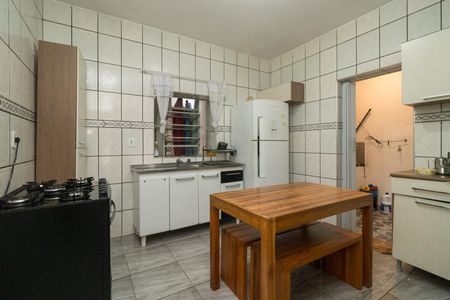 Casa à venda com 300m², 7 quartos e 2 vagas Casa à venda com 300m², 7 quartos e 2 vagasCozinha 1