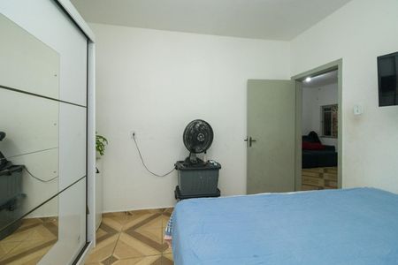 Casa à venda com 300m², 7 quartos e 2 vagas Casa à venda com 300m², 7 quartos e 2 vagasQuarto 1