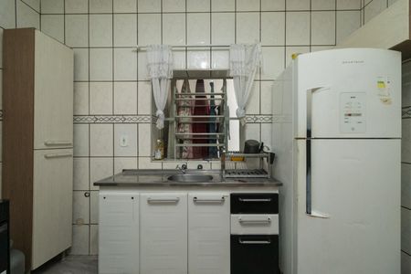Casa à venda com 300m², 7 quartos e 2 vagas Casa à venda com 300m², 7 quartos e 2 vagasCozinha 1