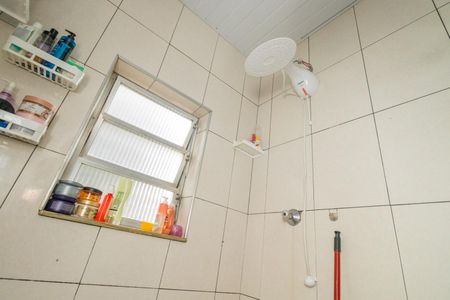 Casa à venda com 300m², 7 quartos e 2 vagas Casa à venda com 300m², 7 quartos e 2 vagasBanheiro 2