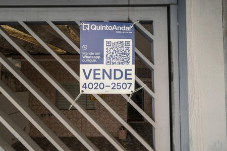 Casa à venda com 300m², 7 quartos e 2 vagas Casa à venda com 300m², 7 quartos e 2 vagasPlaca