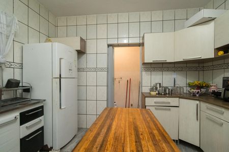 Casa à venda com 300m², 7 quartos e 2 vagas Casa à venda com 300m², 7 quartos e 2 vagasCozinha 1