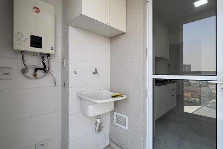 Varanda de kitnet/studio para alugar com 1 quarto, 36m² em Vila Lidio Santana, Guarulhos