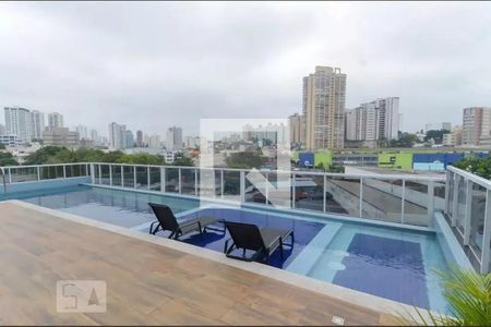 Studio para alugar com 36m², 1 quarto e 1 vaga Studio para alugar com 36m², 1 quarto e 1 vagaPiscina