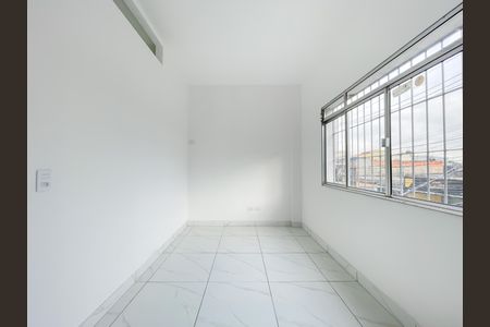 Quarto de kitnet/studio para alugar com 1 quarto, 30m² em Km 18, Osasco