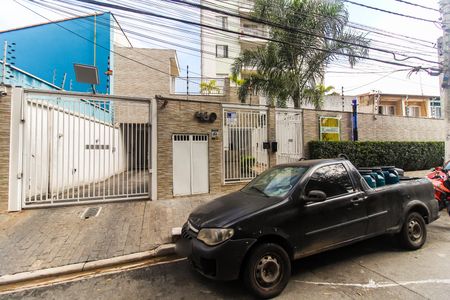 Apartamento para alugar com 50m², 2 quartos e 1 vagaFachada + Placa