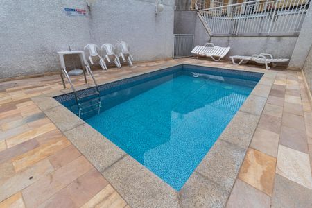 Apartamento para alugar com 50m², 2 quartos e 1 vagaÁrea comum - Piscina