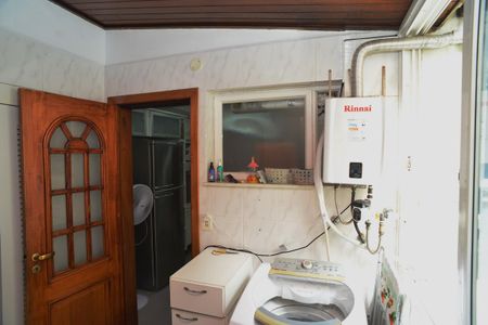 Apartamento para alugar com 214m², 3 quartos e 3 vagasÁrea de Serviço