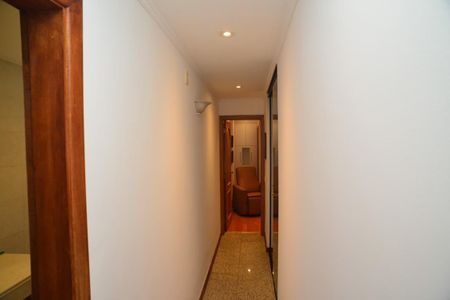 Apartamento para alugar com 214m², 3 quartos e 3 vagasCorredor