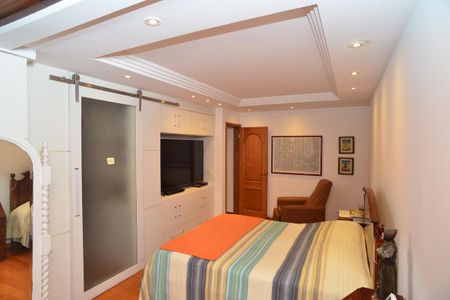 Apartamento para alugar com 214m², 3 quartos e 3 vagasSuíte