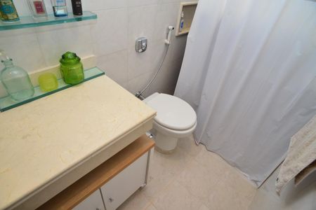 Apartamento para alugar com 214m², 3 quartos e 3 vagasBanheiro Social