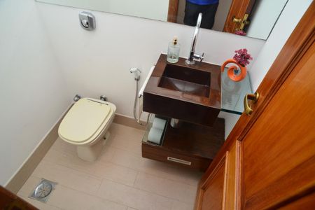 Apartamento para alugar com 214m², 3 quartos e 3 vagasLavabo