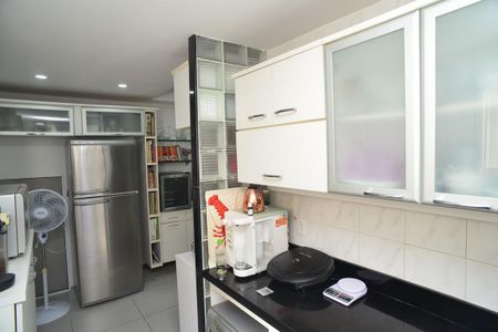 Apartamento para alugar com 214m², 3 quartos e 3 vagasCozinha