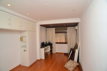 Apartamento para alugar com 214m², 3 quartos e 3 vagasQuarto