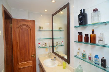 Apartamento para alugar com 214m², 3 quartos e 3 vagasBanheiro Social