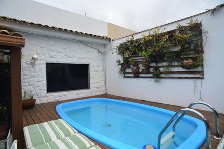 Apartamento para alugar com 214m², 3 quartos e 3 vagasPiscina