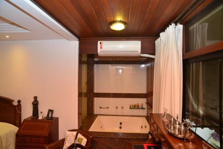 Apartamento para alugar com 214m², 3 quartos e 3 vagasSuíte