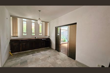 Casa para alugar com 4 quartos, 266m² em Chácara Urbana, Jundiaí