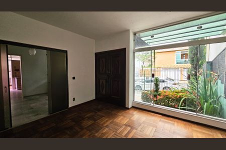 Casa para alugar com 4 quartos, 266m² em Chácara Urbana, Jundiaí