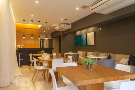 Apartamento à venda com 42m², 2 quartos e 1 vaga Apartamento à venda com 42m², 2 quartos e 1 vagaÁrea Comum