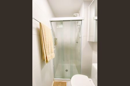 Apartamento à venda com 42m², 2 quartos e 1 vaga Apartamento à venda com 42m², 2 quartos e 1 vagaBanheiro