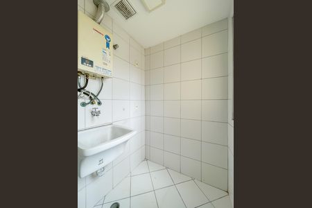 Apartamento à venda com 67m², 2 quartos e 1 vaga Apartamento à venda com 67m², 2 quartos e 1 vagaCozinha e Área de Serviço