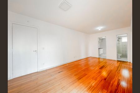 Apartamento à venda com 67m², 2 quartos e 1 vaga Apartamento à venda com 67m², 2 quartos e 1 vagaSala