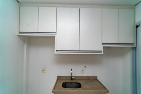Apartamento à venda com 36m², 1 quarto e 1 vaga Apartamento à venda com 36m², 1 quarto e 1 vagaCozinha - Armários