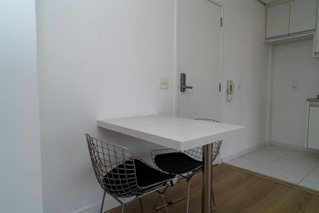 Apartamento à venda com 36m², 1 quarto e 1 vaga Apartamento à venda com 36m², 1 quarto e 1 vagaSala