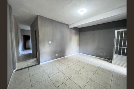 Casa para alugar com 70m², 2 quartos e sem vagaSala