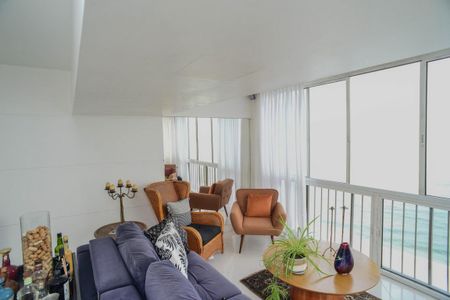 Apartamento para alugar com 110m², 2 quartos e 2 vagas Apartamento para alugar com 110m², 2 quartos e 2 vagasSala