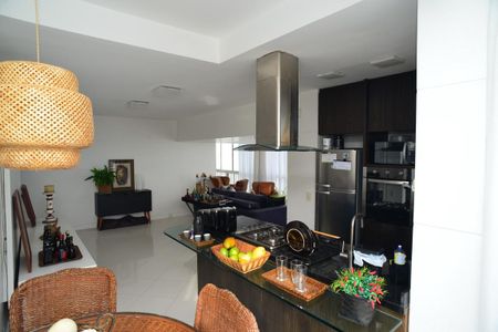 Apartamento para alugar com 110m², 2 quartos e 2 vagas Apartamento para alugar com 110m², 2 quartos e 2 vagasCozinha