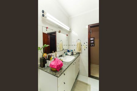 Casa para alugar com 550m², 3 quartos e 3 vagas Casa para alugar com 550m², 3 quartos e 3 vagasBanheiro 1